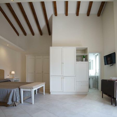 Marina Di Savoca Lägenhet Santa Teresa Di Riva Exteriör bild